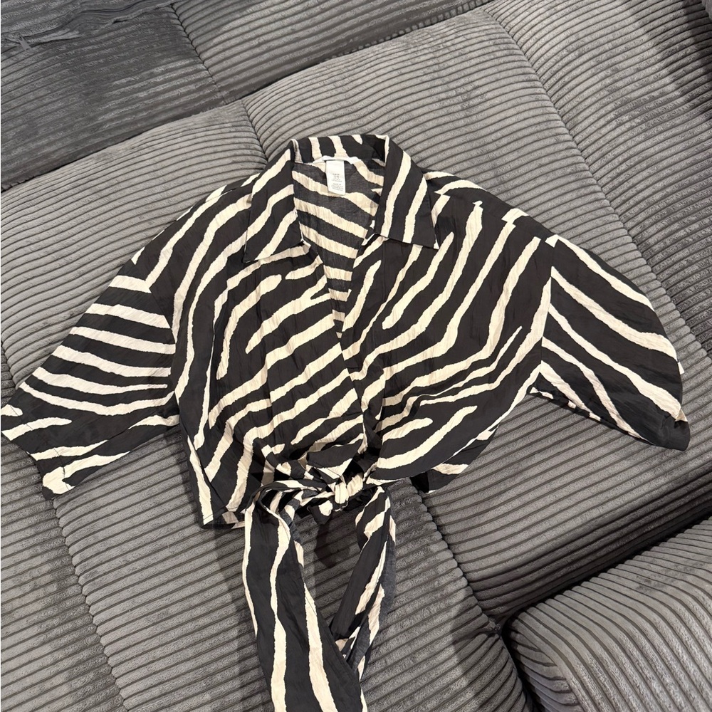 H&M Black and White Zebra Print Top, XS